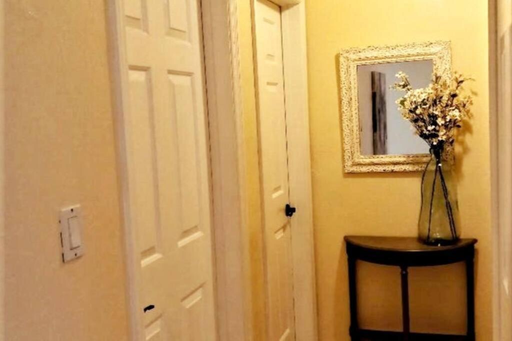 House Close To Downtown, Airport, Raymond James Stadium, And Many More Places Tampa Zewnętrze zdjęcie