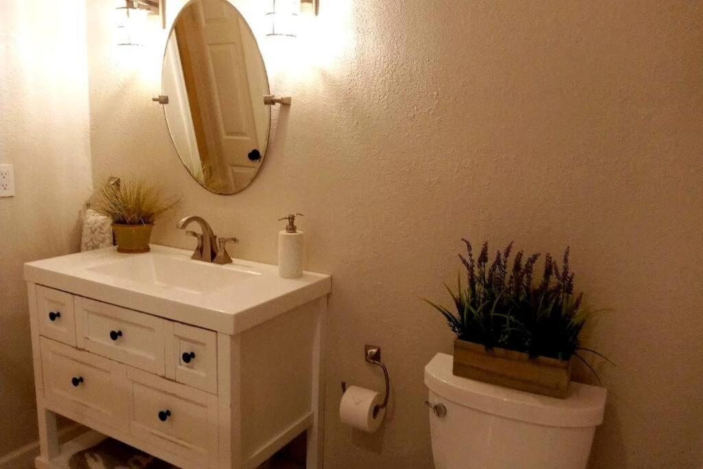 House Close To Downtown, Airport, Raymond James Stadium, And Many More Places Tampa Zewnętrze zdjęcie